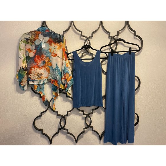 NWT Chico's Travelers Blue Fox Contemporary Tank and Wide Leg Pant Outfit Size 0 - Picture 5 of 8